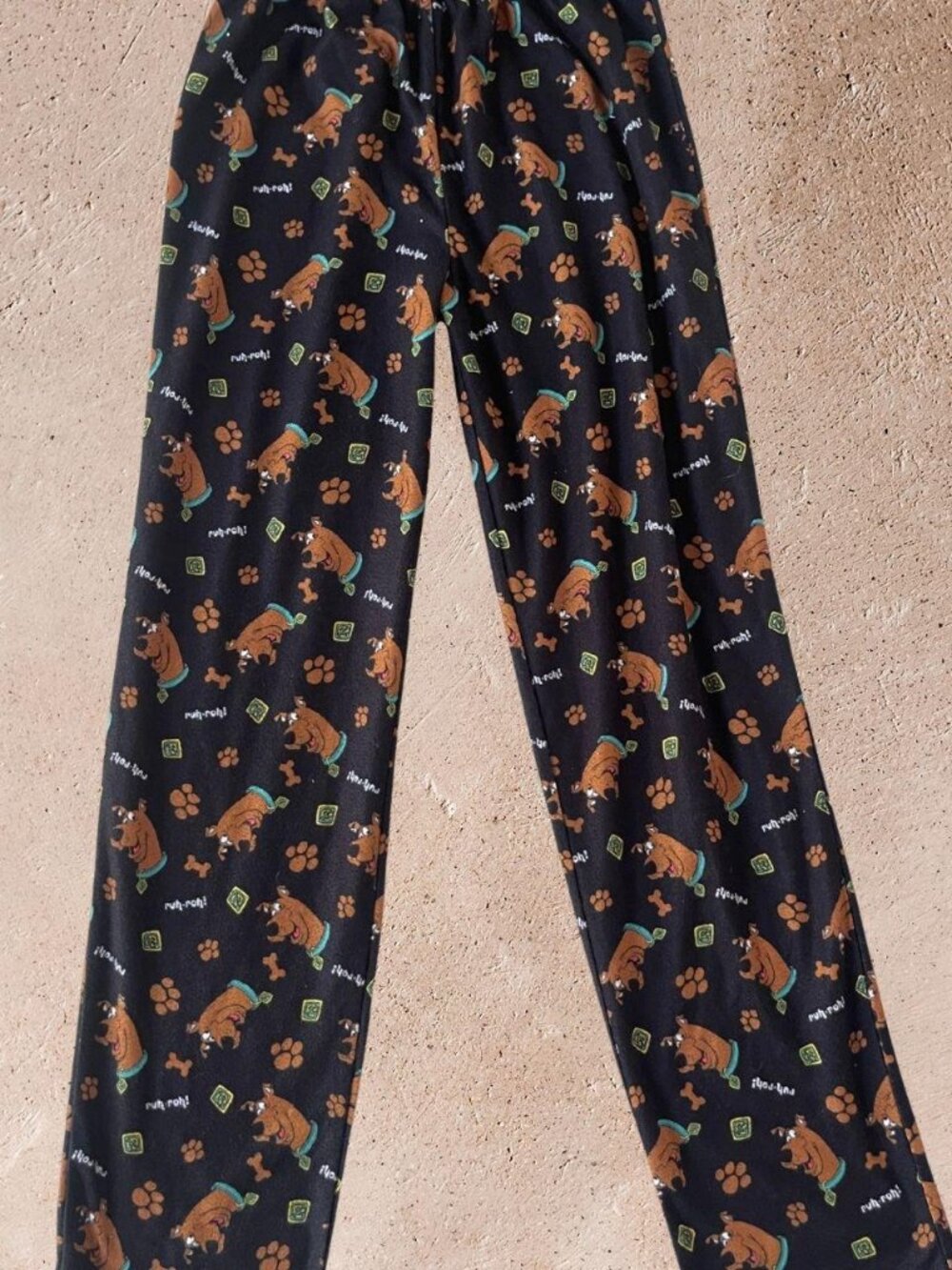 Kids' Scooby-Doo pajama pants made from 100% polyester, size 14/16.